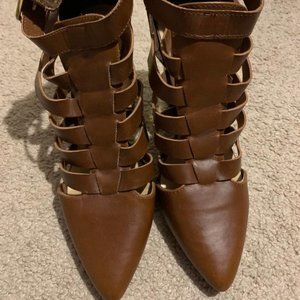 Tildon Gold Heel Shoes